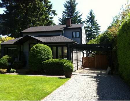 Student Works Painting | 119 – 2455 Dollarton Highway, North Vancouver, BC V7H 0A2, Canada | Phone: (604) 987-6110