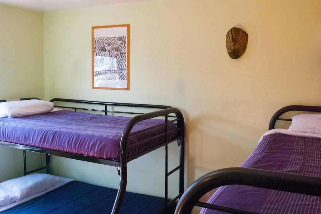 Ocean Island Inn Backpackers Suites | 791 Pandora Ave, Victoria, BC V8W 1N9, Canada | Phone: (250) 385-1789