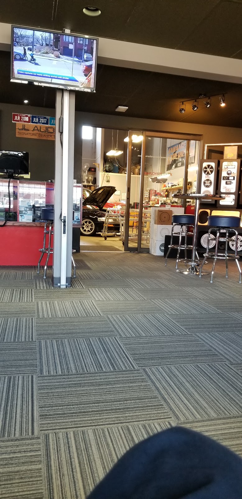 Performance Car Stereo | 150 Pemberton Ave, North Vancouver, BC V7P 2R5, Canada | Phone: (604) 986-1171