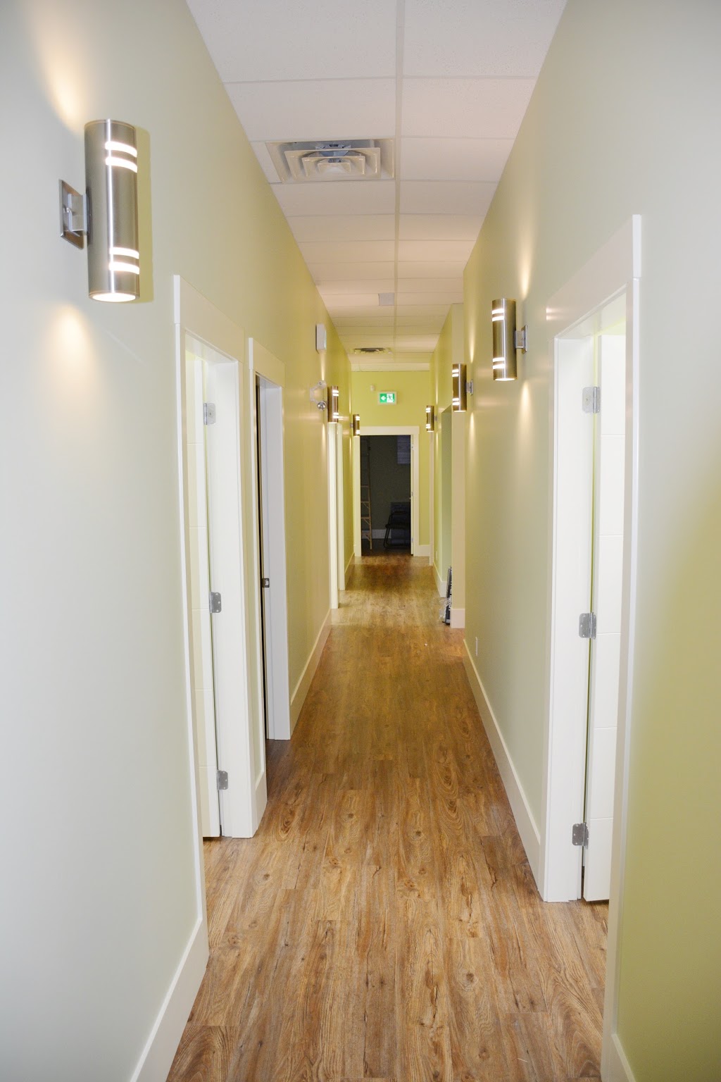 Cloverhill Medical Clinic | 18438 64 Ave #111, Surrey, BC V3S 1E9, Canada | Phone: (604) 372-3386