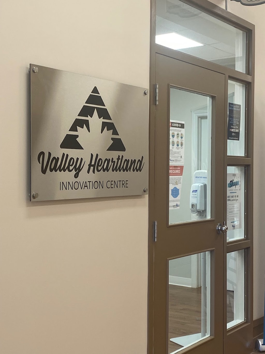 Valley Heartland (CFDC) Innovation Centre | 91 Cornelia St W, Smiths Falls, ON K7A 5L3, Canada | Phone: (613) 283-7002