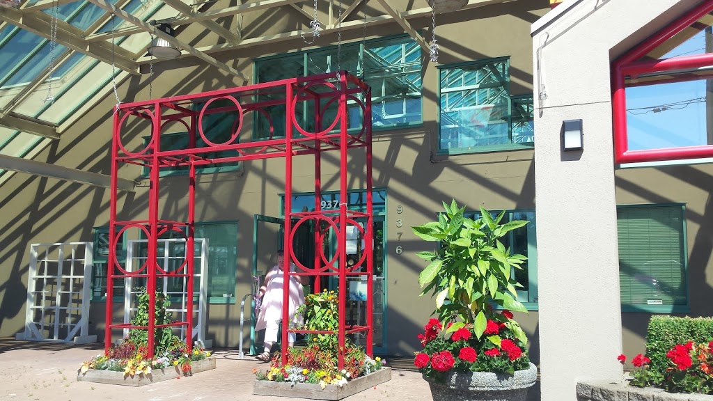 99 Nursery & Florist Inc | 9376 King George Blvd, Surrey, BC V3V 5W3, Canada | Phone: (604) 584-6555