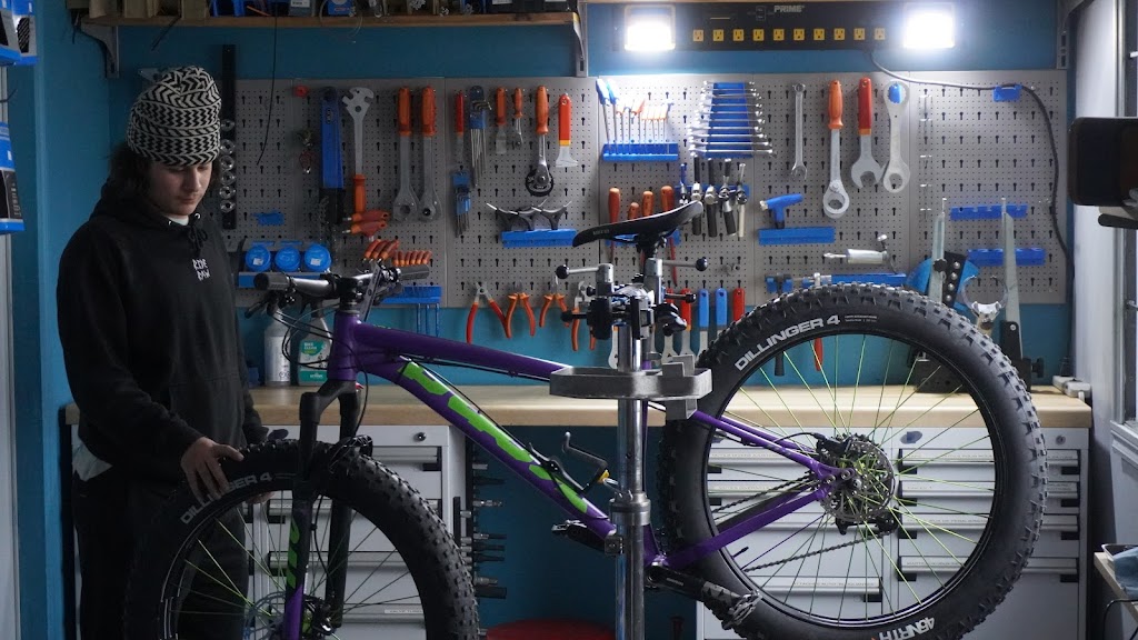 Mécanique Vélo Félix Laroche | 1883 QC-222, Saint-Denis-de-Brompton, QC J0B 2P0, Canada | Phone: (873) 200-4316