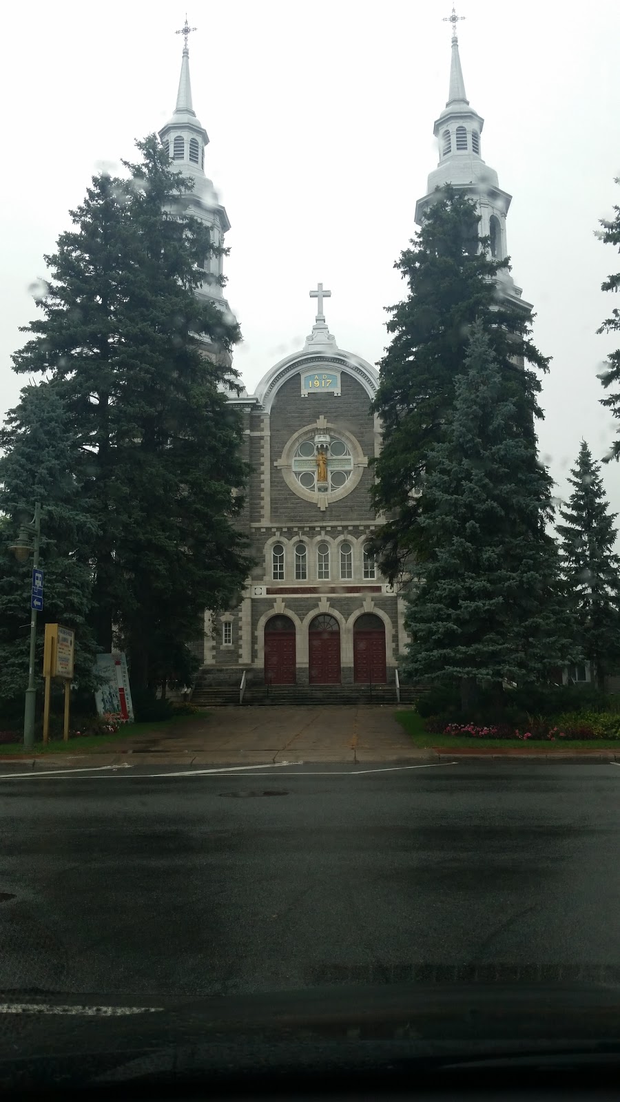 Presbytère Louiseville | 50 SAINT-LAURENT AVE, Louiseville, QC J5V 1J4, Canada | Phone: (819) 228-2739