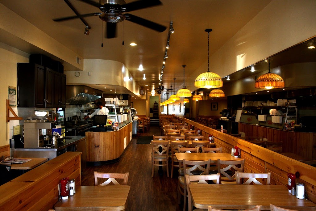 Sunshine Village Grill | 2200 Bloor St W, Toronto, ON M6S 1N4, Canada | Phone: (416) 763-1444