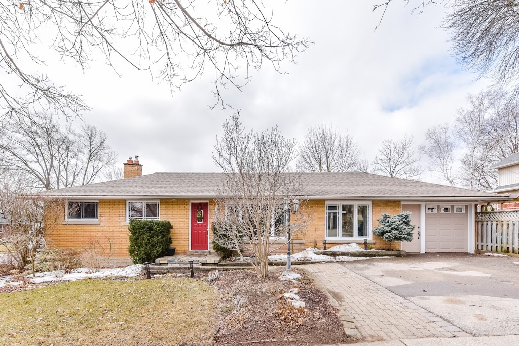 Beth and Ryan Waller, Guelph Realtors | 5 Edinburgh Rd S Unit 1, Guelph, ON N1H 5N8, Canada | Phone: (226) 780-0202