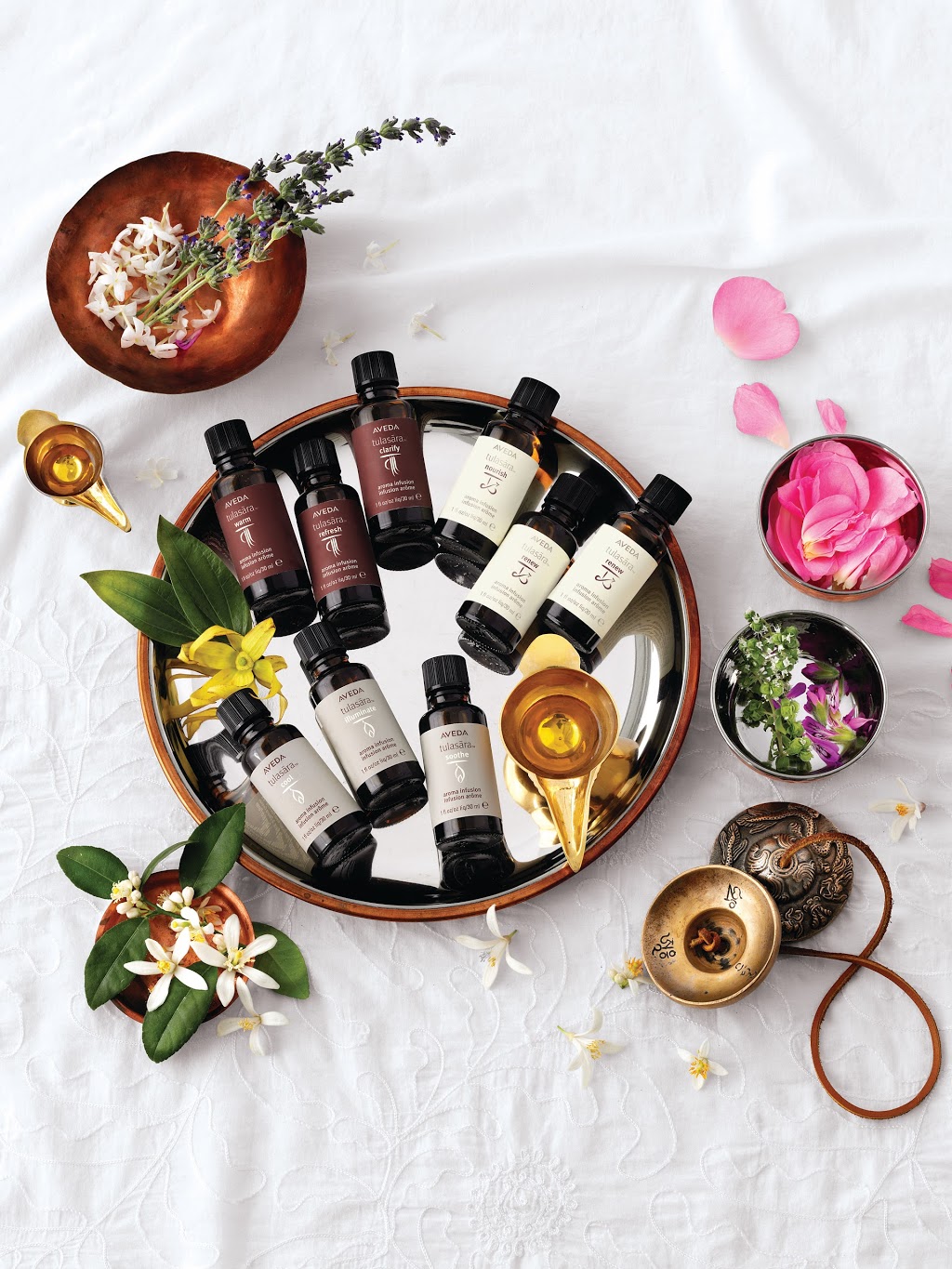 Five Lakes Spa Aveda at DoubleTree | 6039 Fallsview Blvd Unit 120, Niagara Falls, ON L2G 3V6, Canada | Phone: (905) 353-4100