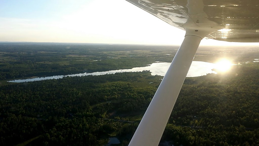 Constance Lake Lodge | 175 Constance Lake Rd, Kanata, ON K2K 1X7, Canada | Phone: (613) 832-2097