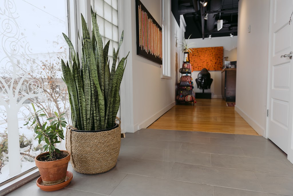 PranaShanti Yoga Centre | 950 Gladstone Ave, Ottawa, ON K1Y 3E6, Canada | Phone: (613) 761-9642