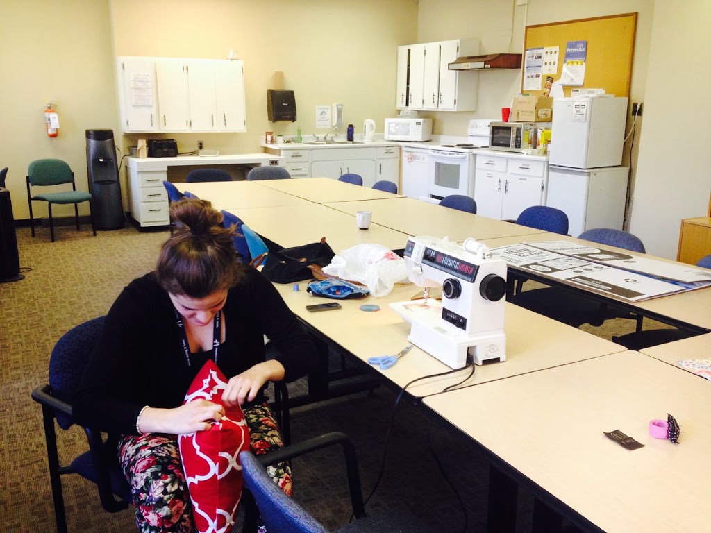 Karma Sewing & Design | 33 Morgan Dr, Caledonia, ON N3W 1H6, Canada | Phone: (905) 520-2256