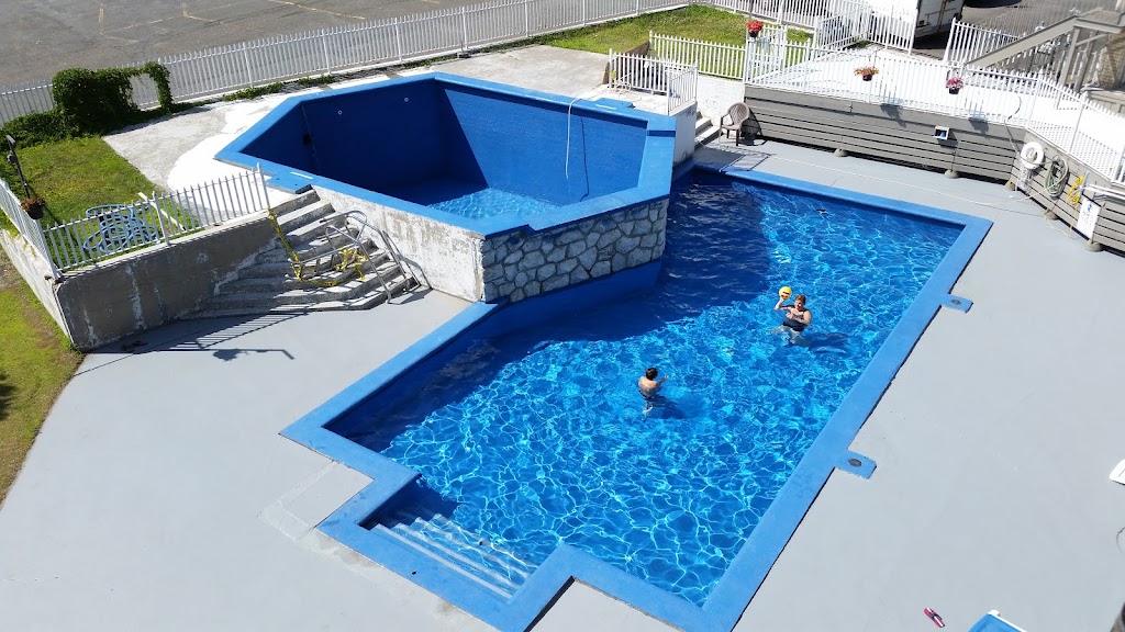 Piscinefinition | 3568 Chem. Sainte-Thérèse, Carignan, QC J3L 4A7, Canada | Phone: (438) 490-7021