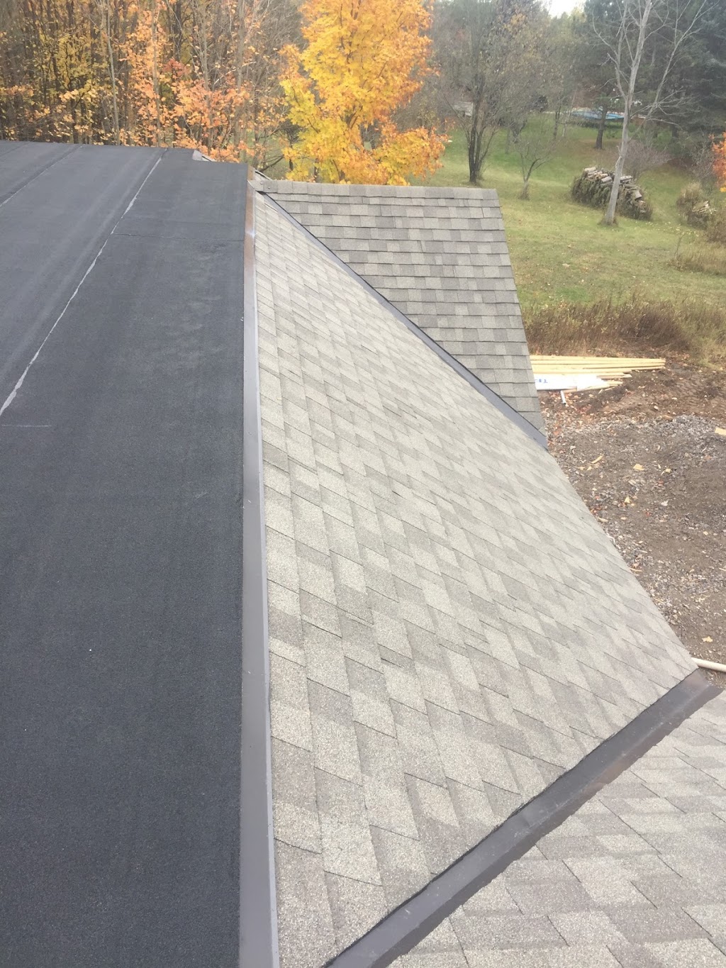 Eduard Roofing Inc. | 1199 Sixth Line, Oakville, ON L6H 1W8, Canada | Phone: (647) 216-0778