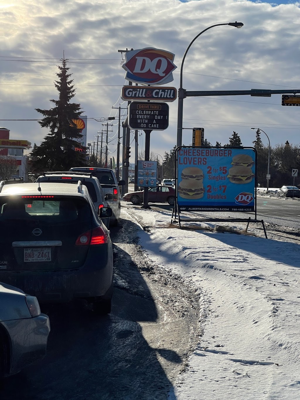 Dairy Queen | 7460 76 Ave NW, Edmonton, AB T6B 0B3, Canada | Phone: (780) 466-1535