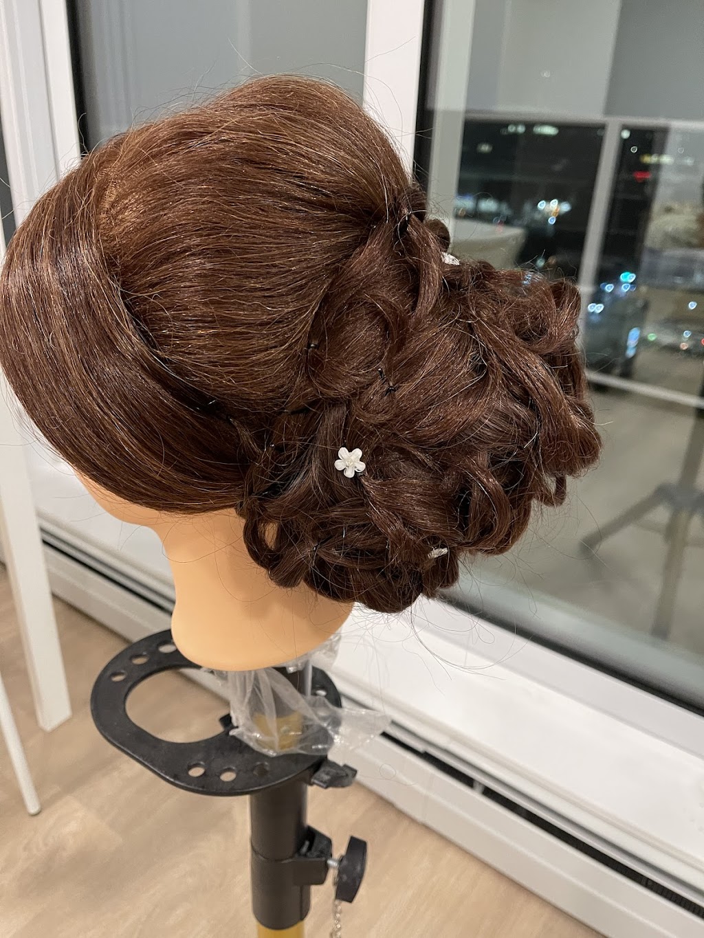 silk studio | 2299 Nicklaus Dr, Victoria, BC V9B 6X4, Canada | Phone: (250) 888-4065