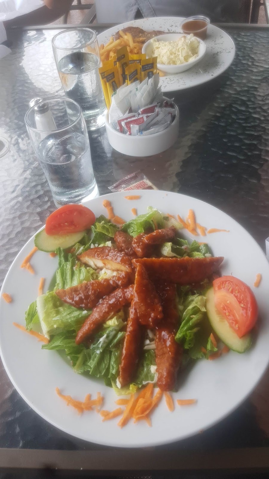 Resto-Pub St-Gabs | 66 Rue Principale S, Windsor, QC J1S 2B6, Canada | Phone: (819) 845-7778