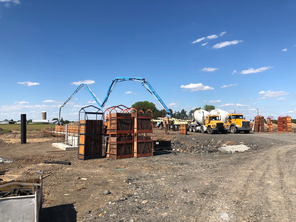 Beton Du Coteau Ltee | 125 Chemin Saint-François, Saint-Césaire, QC J0L 1T0, Canada | Phone: (450) 469-4921