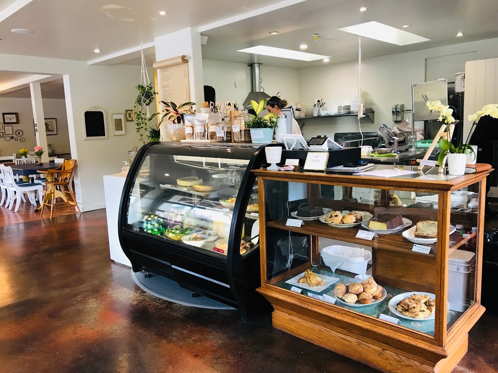 Ma Maison | 10445 Chemainus Rd, Chemainus, BC V0R 1K2, Canada | Phone: (250) 732-6096