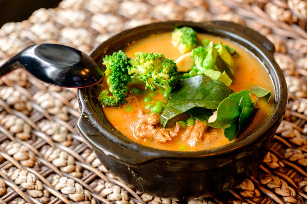 Viet Thai Bistro | 15566 McIvor Blvd SE, Calgary, AB T2Z 4R5, Canada | Phone: (403) 453-2222