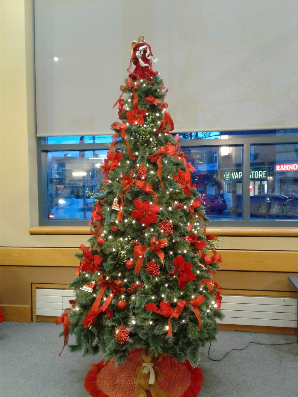 Fenworth Place Mall | 550 Fennell Ave E, Hamilton, ON L8V 1S9, Canada