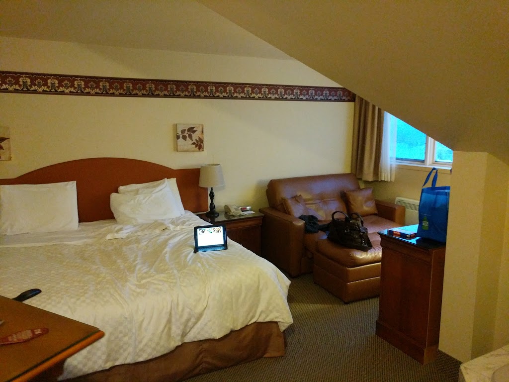 Hotel Bromont | 125 Boulevard de Bromont, Bromont, QC J2L 2K7, Canada | Phone: (450) 534-3790