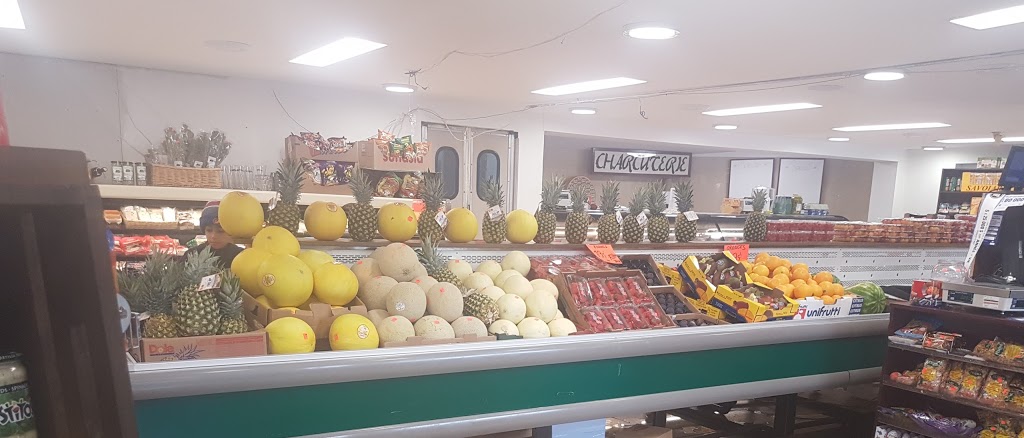 FRUITERIE ET ROTISERIE SAINT MARTIN | 4280 Boulevard Saint-Martin O, Laval, QC H7T 1C3, Canada | Phone: (450) 686-0360