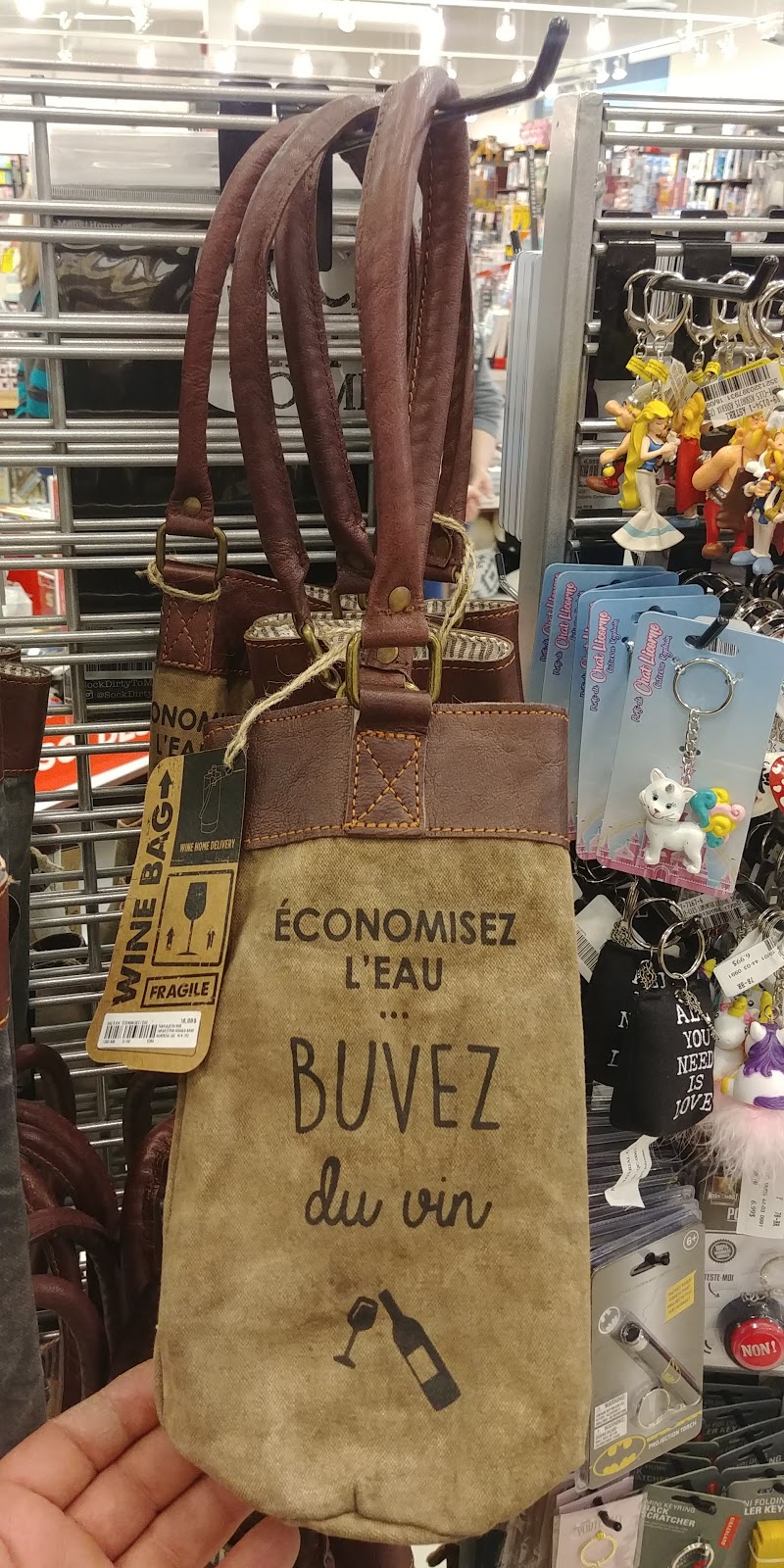 Renaud-Bray | 216 Boulevard des Promenades, Saint-Bruno-de-Montarville, QC J3V 5K4, Canada | Phone: (450) 653-0546