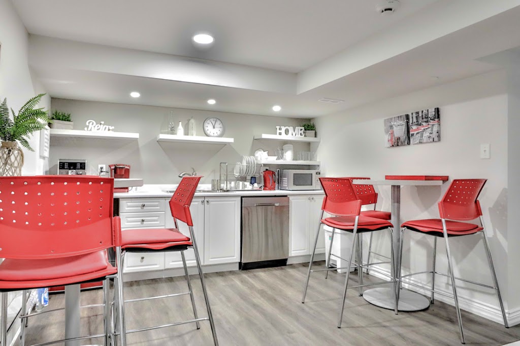 The Rene Team | 10473 Islington Ave, Kleinburg, ON L0J 1C0, Canada | Phone: (905) 607-2000
