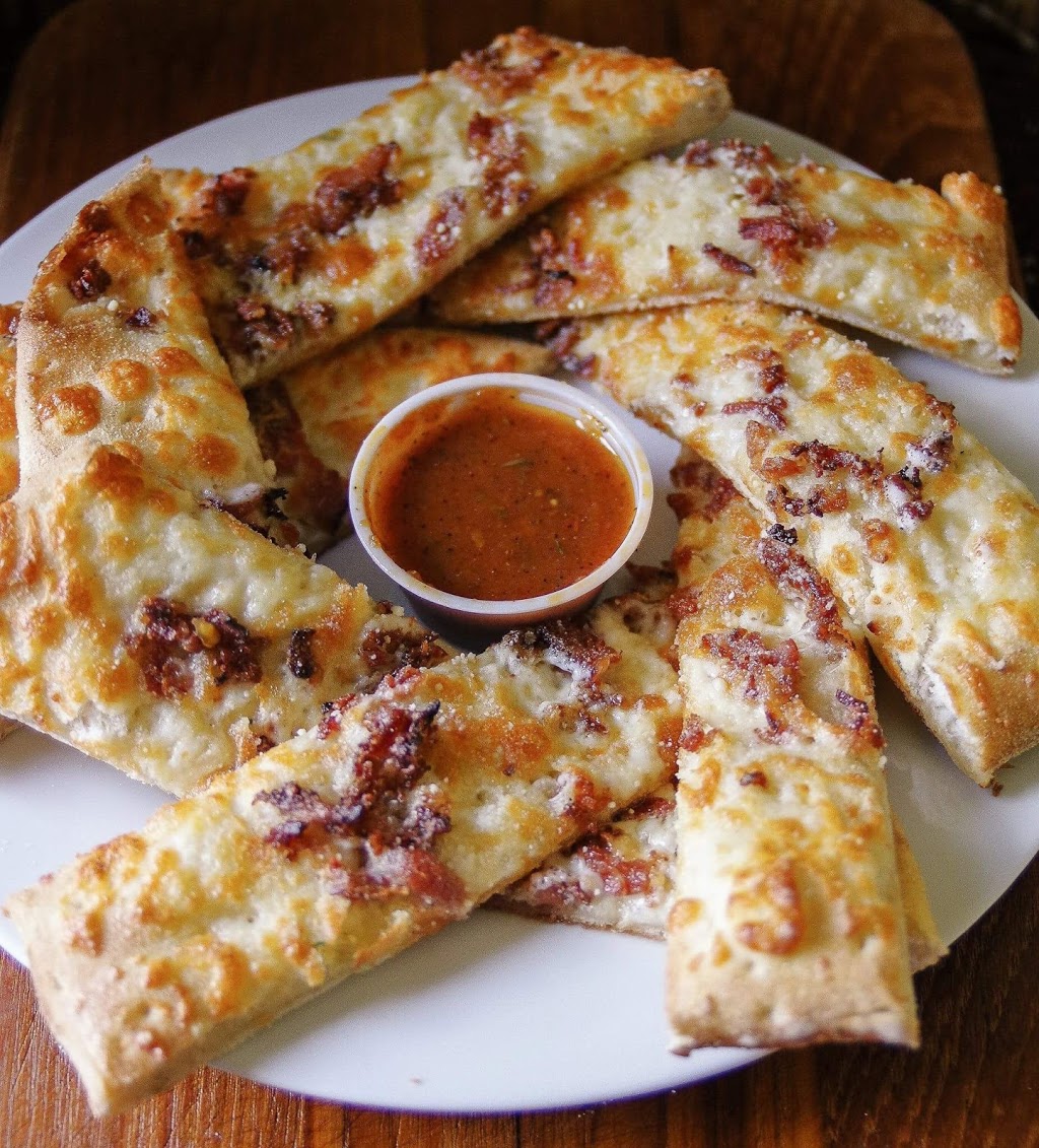Pizzaria Unlimited | 27 Bridge St, Almonte, ON K0A 1A0, Canada | Phone: (613) 461-6161