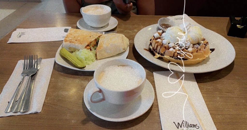 Williams Fresh Cafe | 4025 Dorchester Rd, Niagara Falls, ON L2E 6N1, Canada | Phone: (905) 354-5580