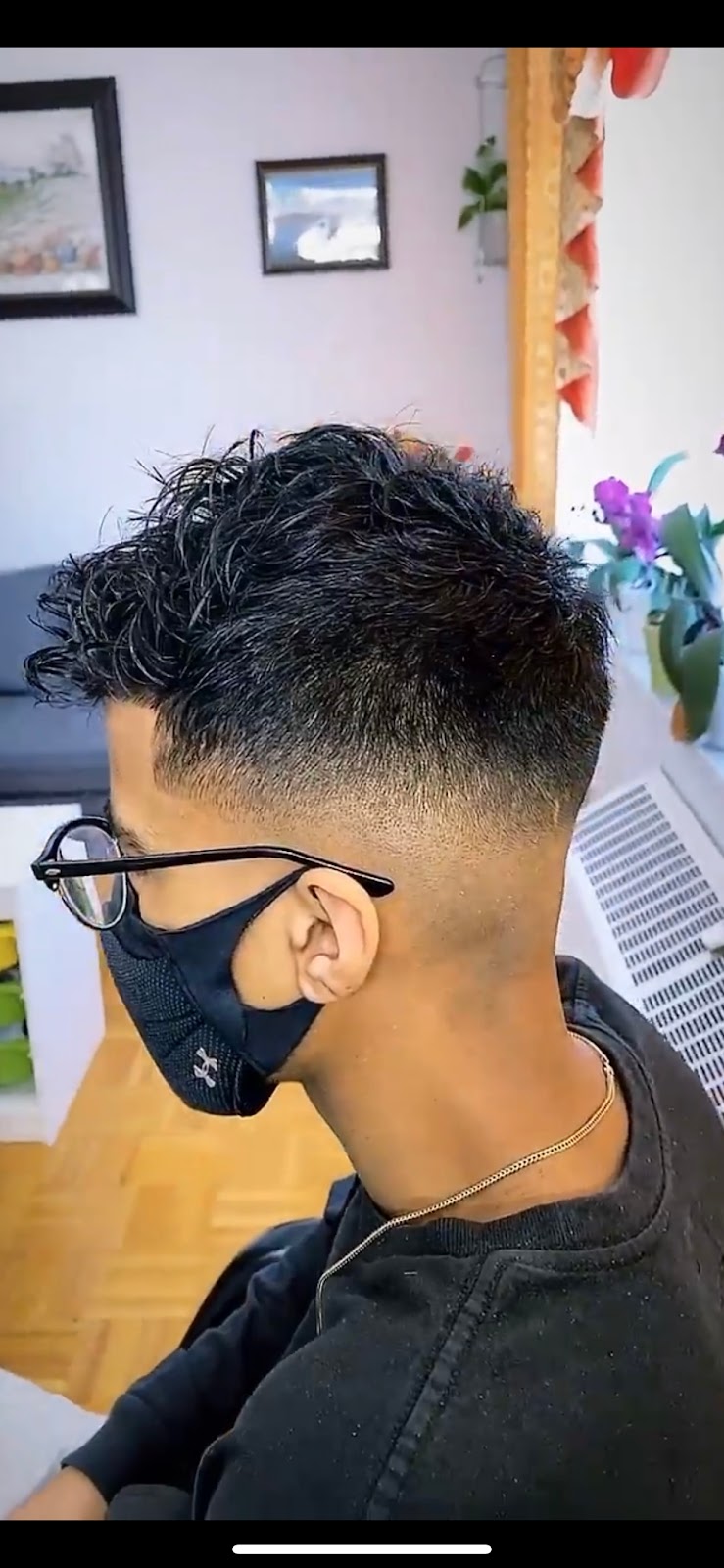 Barber Raf D | 4979 Bathurst St, North York, ON M2R 1Y4, Canada | Phone: (647) 804-1352