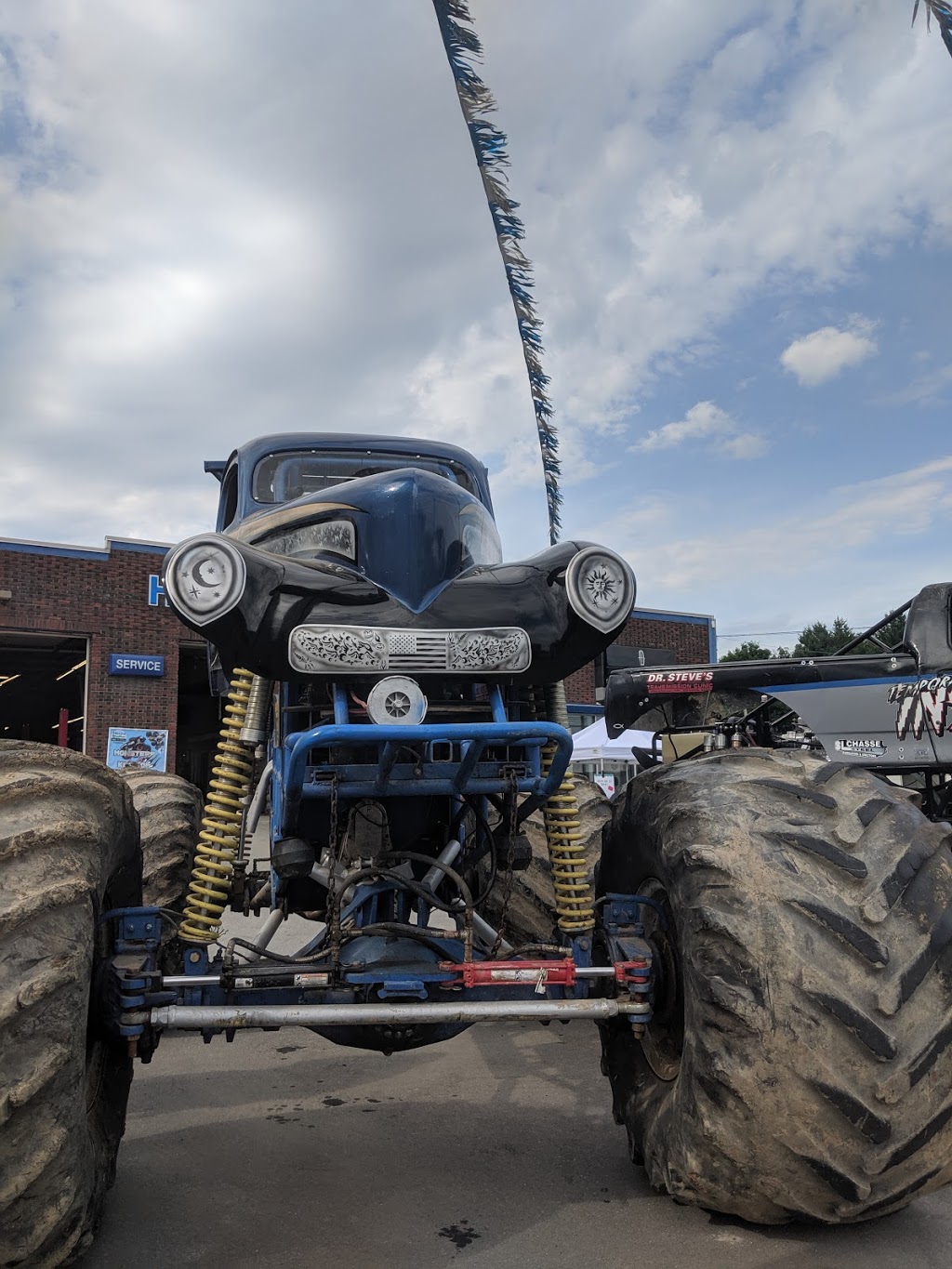 Hayes Ford, Inc. | 439 E Main St, Newport, VT 05855, USA | Phone: (802) 334-6587