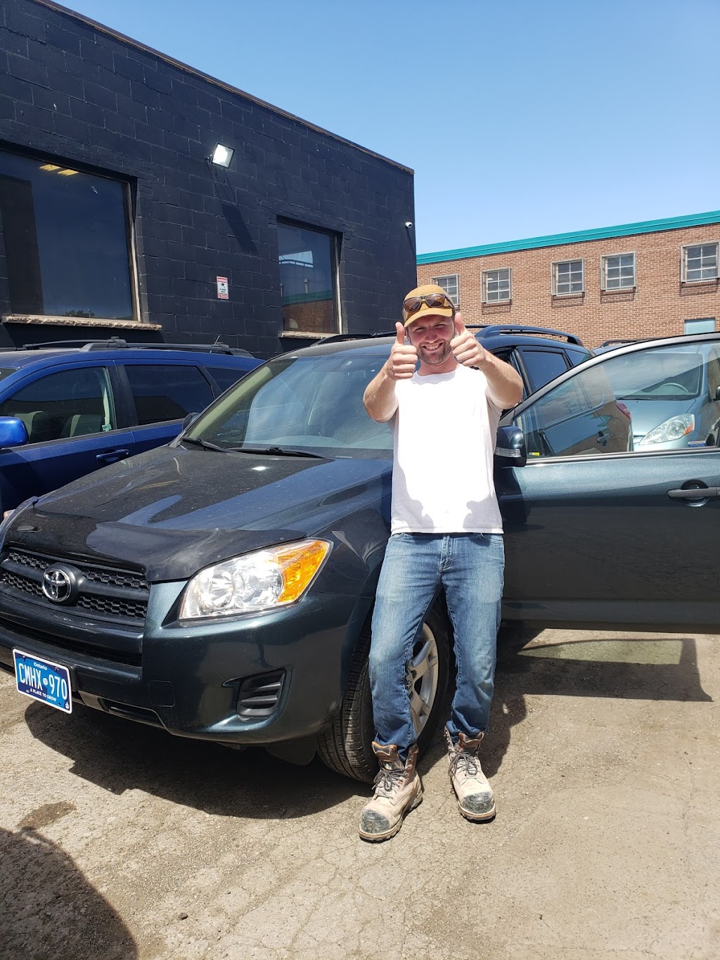 Ross Auto Sales 85 Newkirk Rd, Richmond Hill, ON L4C 3G4, Canada