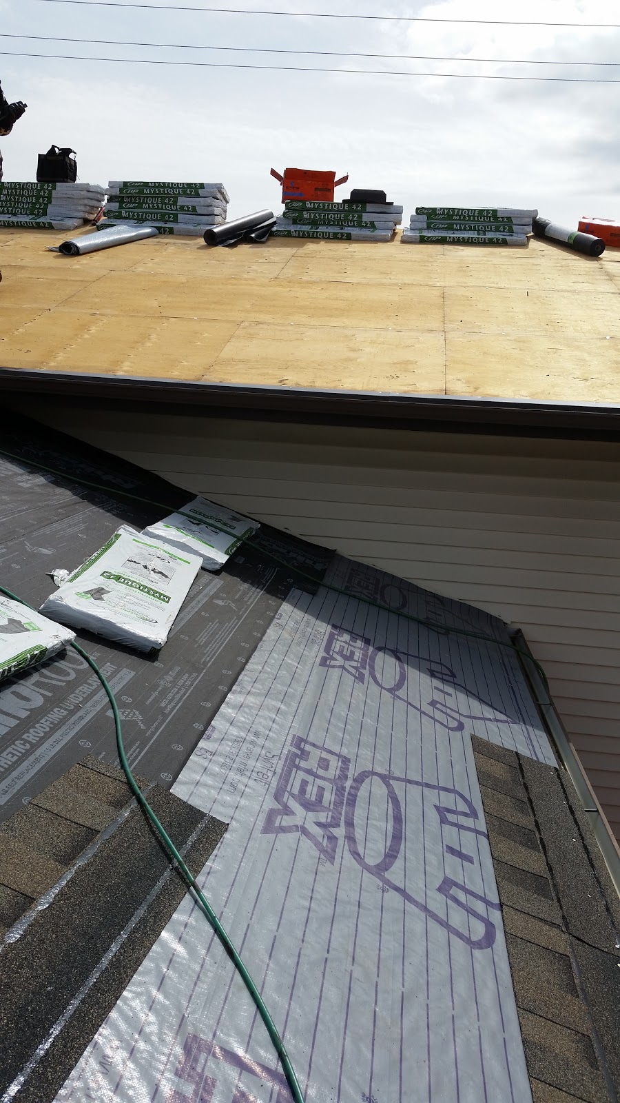 Chuck Nichol Roofing | Box 893, 110 5A St S, Wakaw, SK S0K 4P0, Canada | Phone: (306) 491-5685