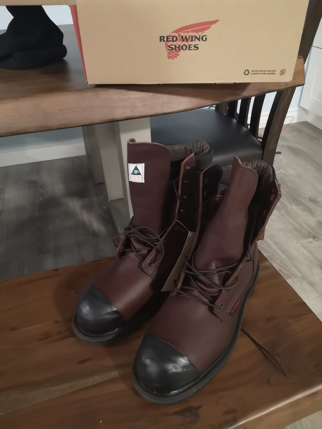 Red Wing | 15983 97 St NW, Edmonton, AB T5X 0C7, Canada | Phone: (780) 456-3785