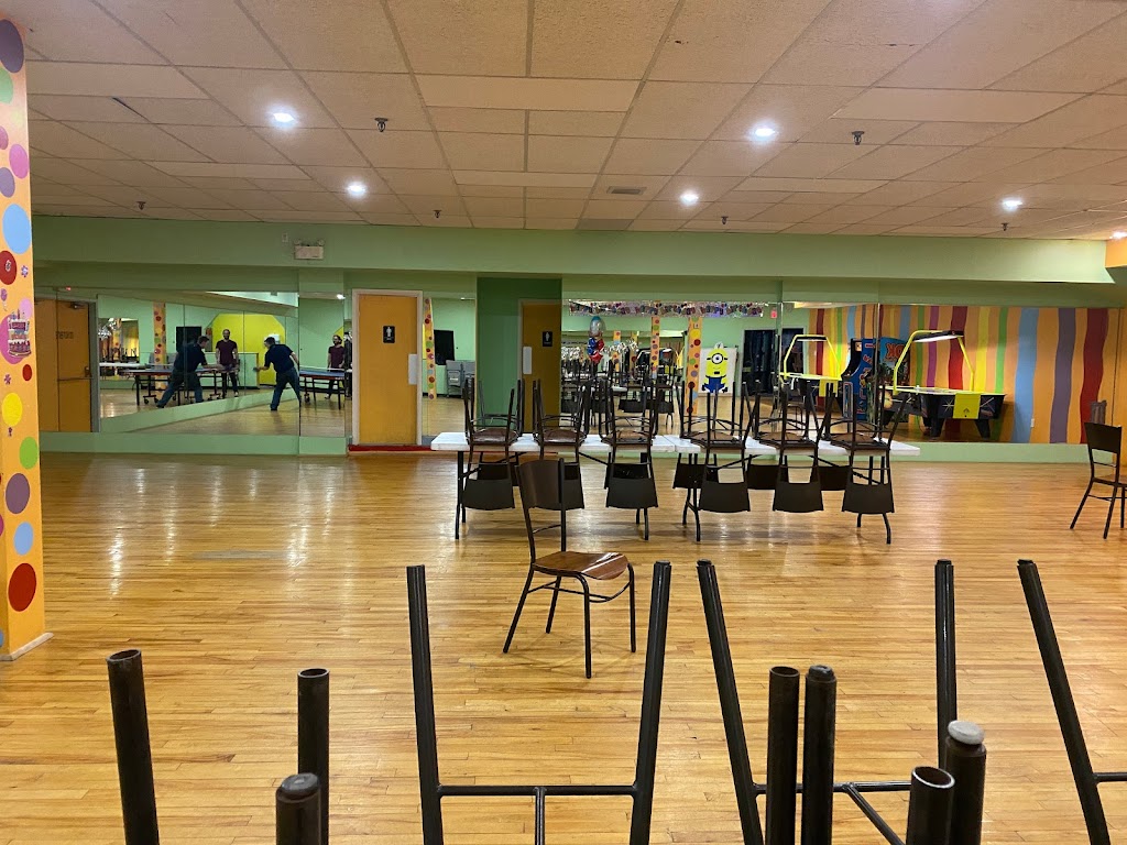 Putt N Blast | 1300 Bath Rd, Kingston, ON K7M 4X4, Canada | Phone: (613) 344-3001