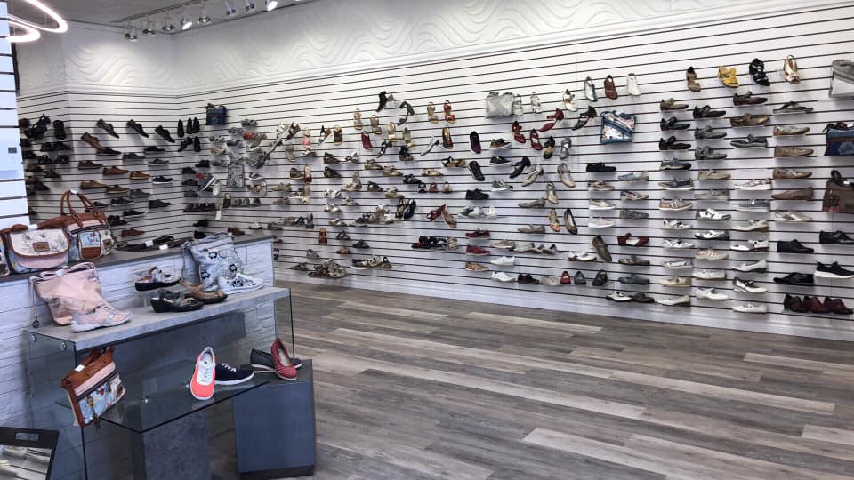Bon pied bon oeil | 58 Rue Notre-Dame Ouest, Thetford Mines, QC G6G 1J3, Canada | Phone: (418) 335-3118