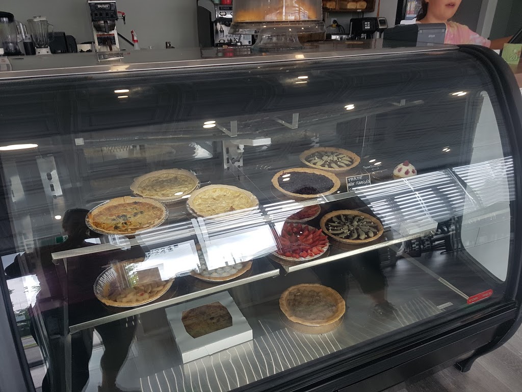 Boulangerie les délices du village | 1224 Rue Saint Joseph, Valcourt, QC J0E 2L0, Canada | Phone: (450) 532-0239
