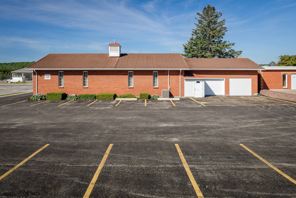 Salon Funéraire –Penetanguishene – Funeral Home | 155 Main St, Penetanguishene, ON L9M 1L7, Canada | Phone: (705) 549-3155