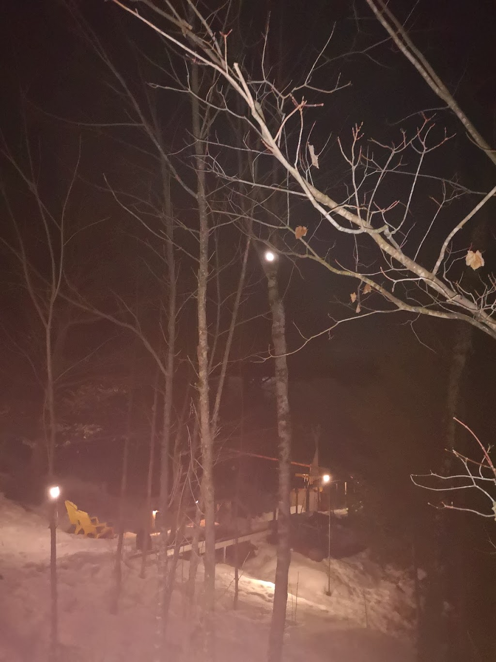 Friendly Fires Getaway | 179 Chem. H Vipond, Val-des-Monts, QC J8N 5J5, Canada | Phone: (613) 223-5857