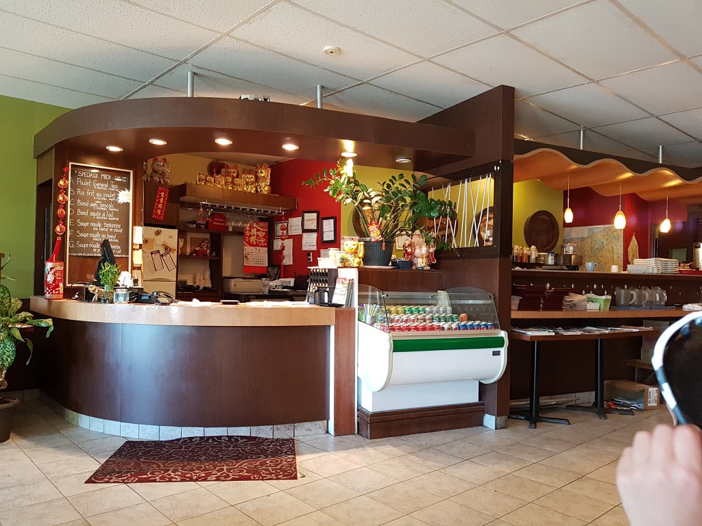 Restaurant Winncie | 3030 Boulevard Rome, Brossard, QC J4Y 1V9, Canada | Phone: (450) 678-7666