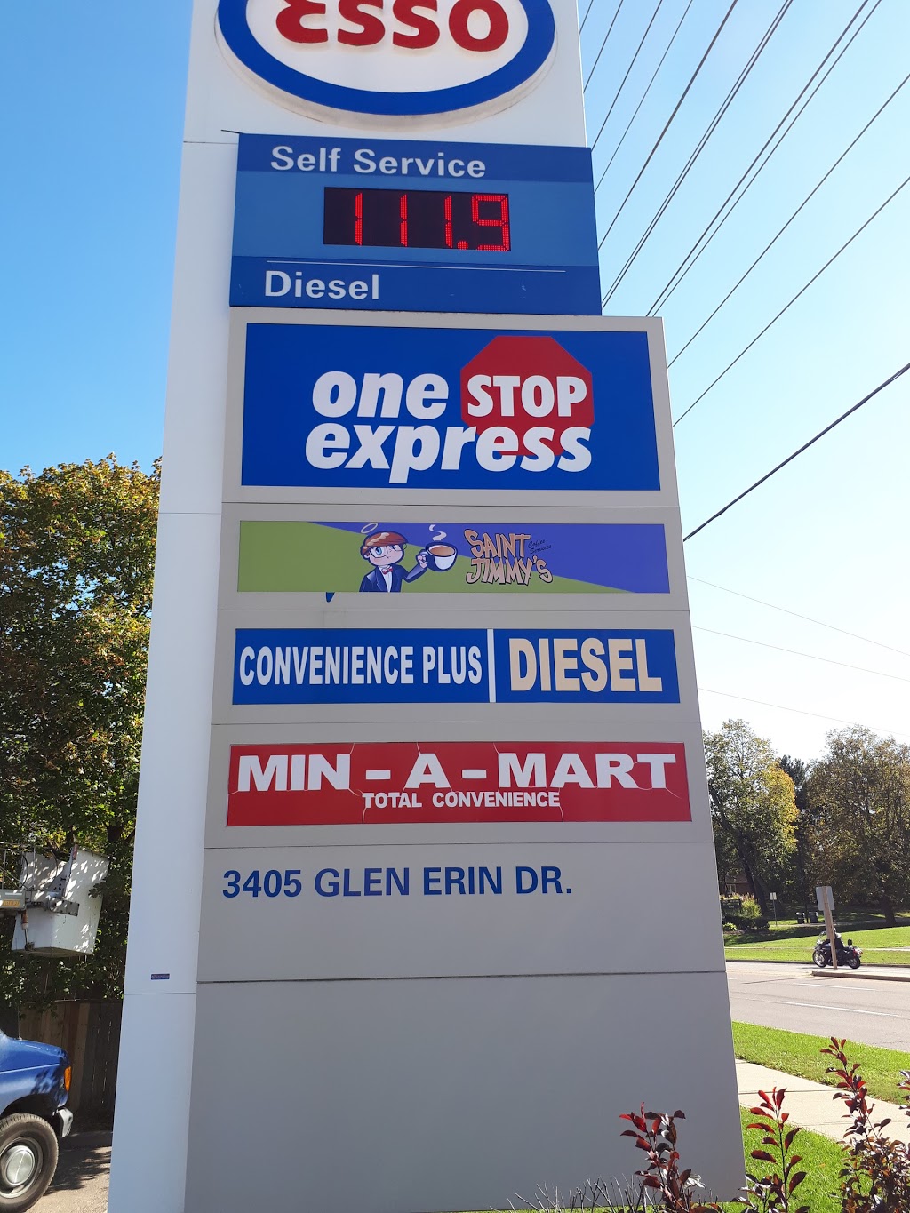 Esso | 3405 Glen Erin Dr, Mississauga, ON L5L 3S2, Canada | Phone: (905) 828-9904