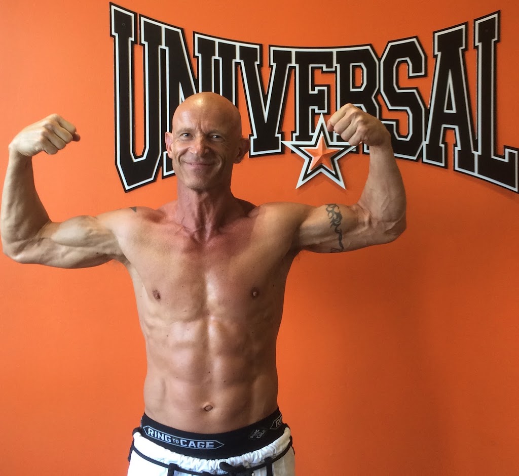 Universal MMA | 1326 Main St, North Vancouver, BC V7J 2C3, Canada | Phone: (604) 363-1186