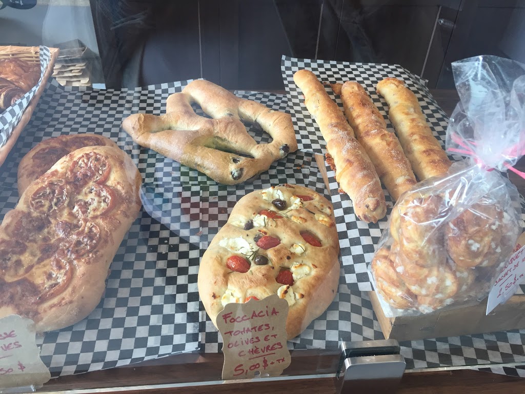 Du Pain et des Rêves | 801 Avenue de lAbbé Théoret, Sainte-Julie, QC J3E 1N8, Canada | Phone: (450) 986-0534