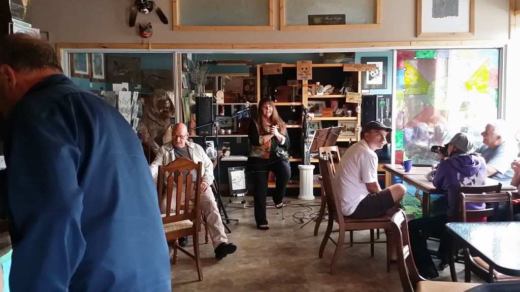 Cassys Coffee House | 10376 Youbou Rd, Youbou, BC V0R 3E1, Canada | Phone: (778) 429-9009