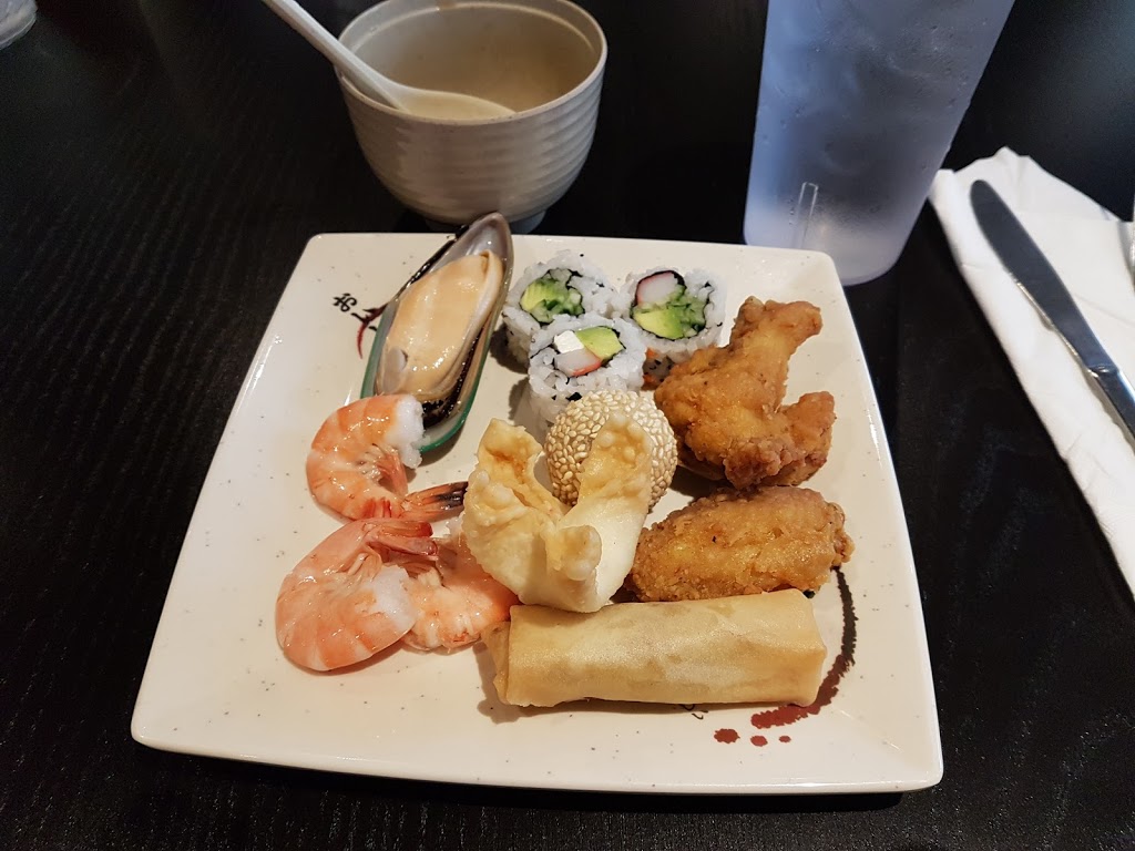 Royal Wok Restaurant | 141 Trans-Canada Hwy, Salmon Arm, BC V1E 4H7, Canada | Phone: (778) 489-1688