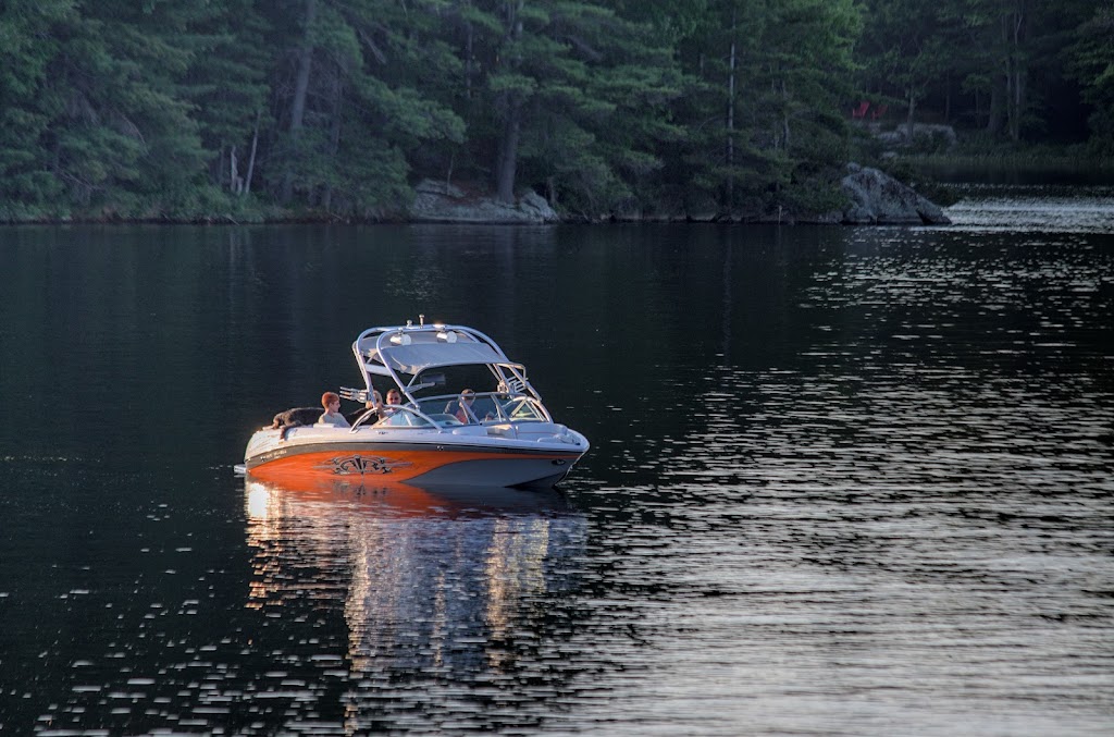 Music On The Barge | 405 Brock St, Gravenhurst, ON P1P 1H4, Canada | Phone: (705) 706-2989