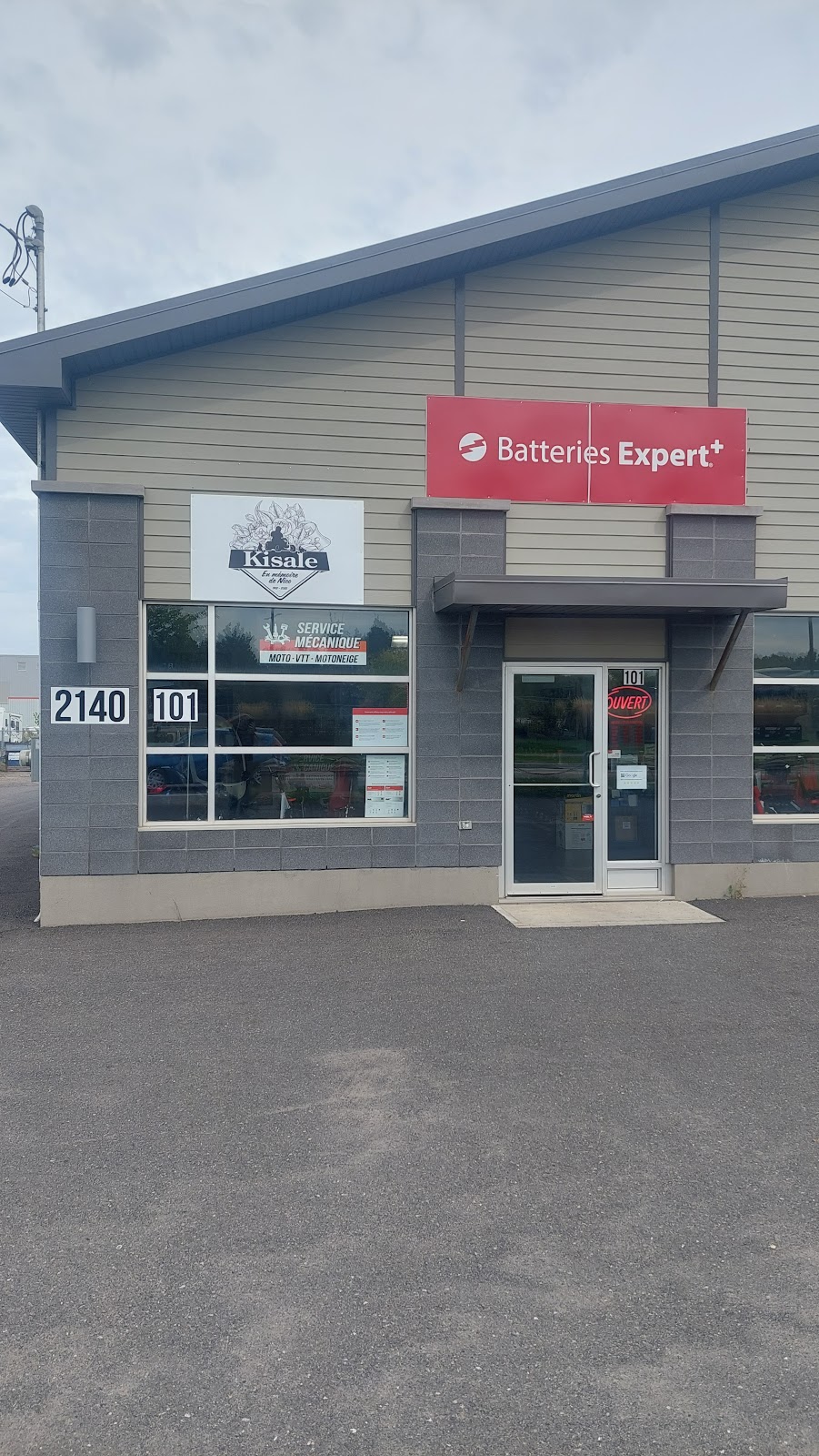Batteries Expert + Saint-Nicolas | 2140 Rte Lagueux Local 101, Levis, QC G7A 1A7, Canada | Phone: (418) 431-4225