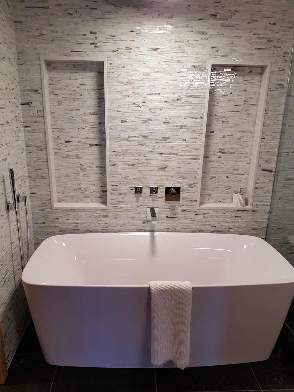 Plomberie Yanis Jubinville Inc | 107 Rue du Fer à Cheval, Huberdeau, QC J0T 1G0, Canada | Phone: (819) 687-8366