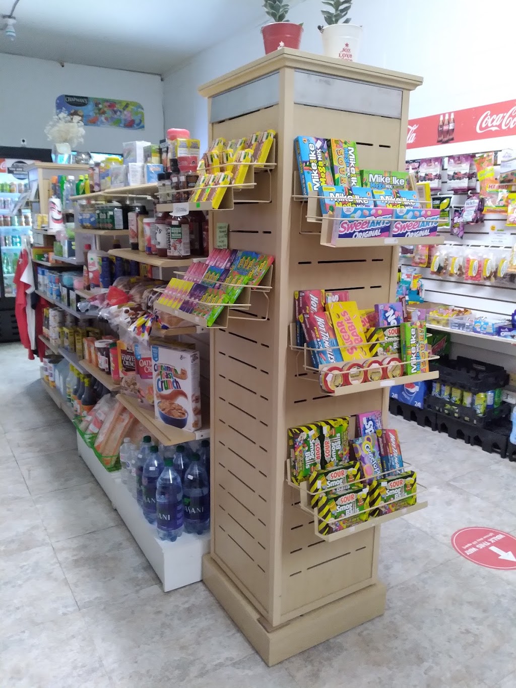 Soleil Convenience Store | 2220 20 Ave NW Unit 2, Calgary, AB T2M 1J2, Canada | Phone: (403) 630-9748