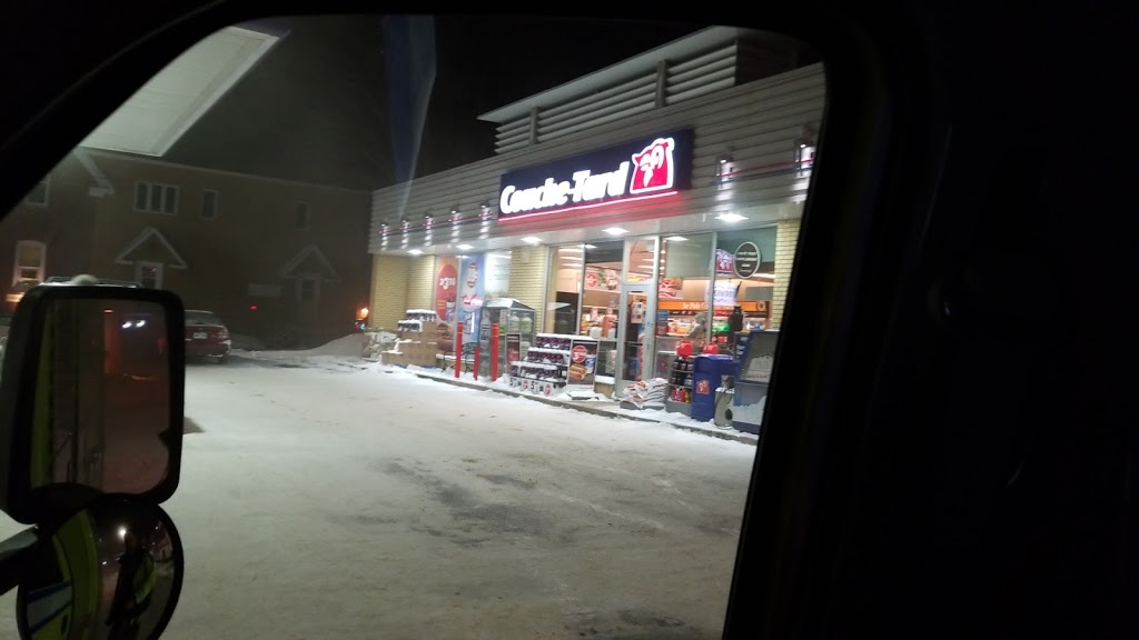 Couche Tard | 800 Avenue de Grand-Mère, Grand-Mère, QC G9T 2H9, Canada | Phone: (819) 533-5565